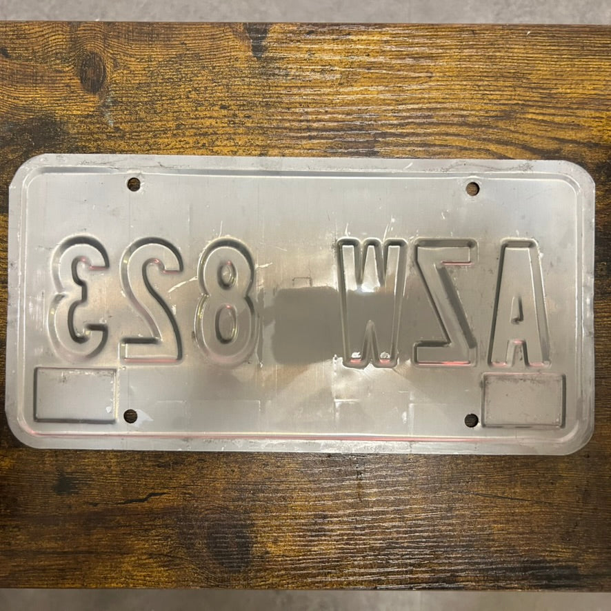 AZW 823