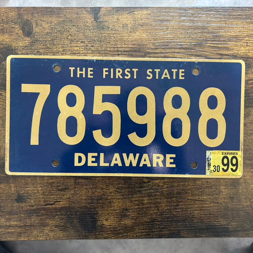 785988