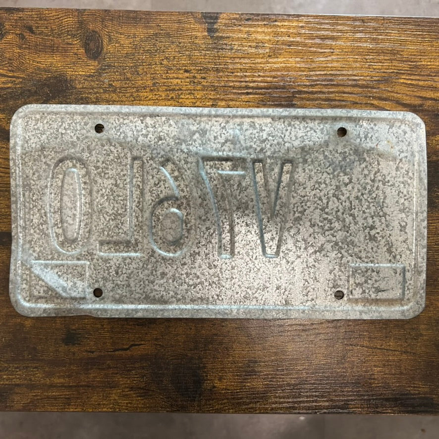 V76L0