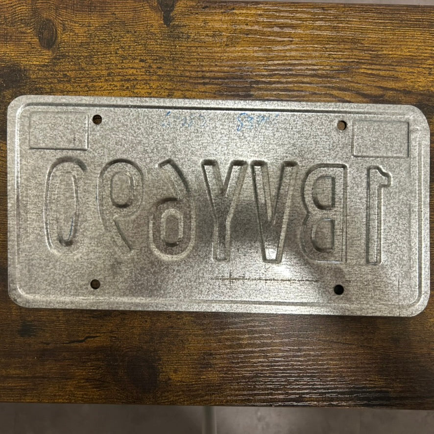 1BVY690