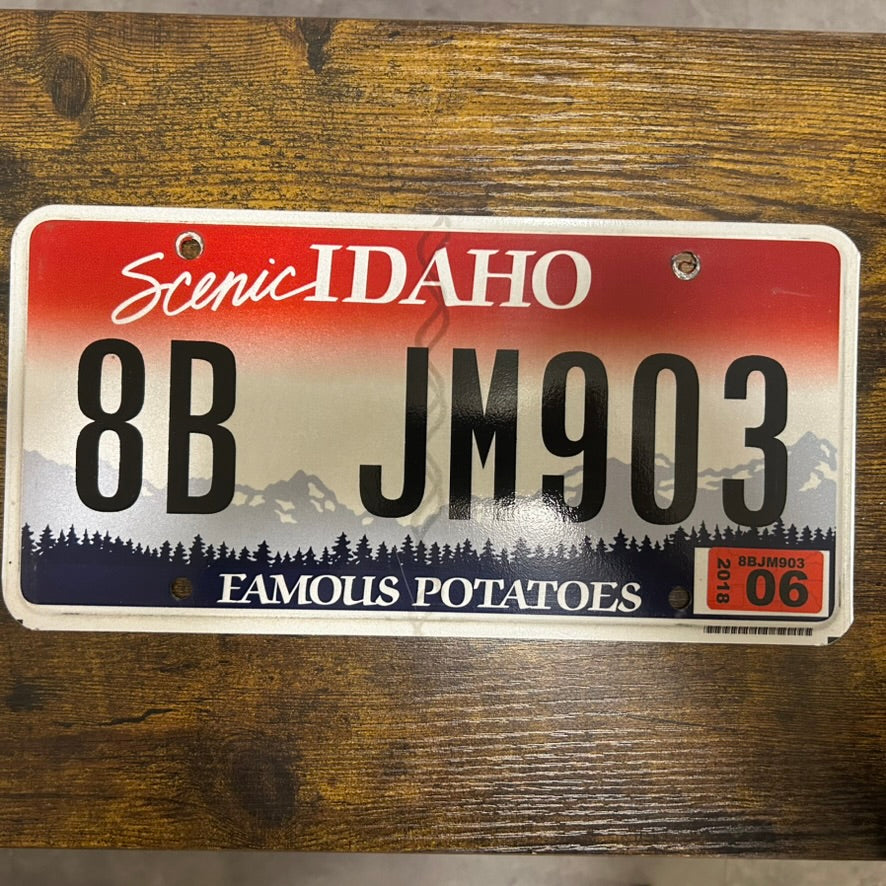 8B JM903