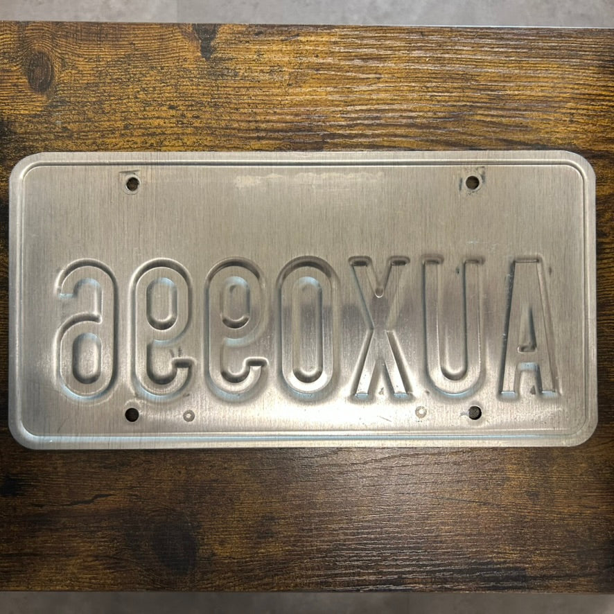 AUX0996
