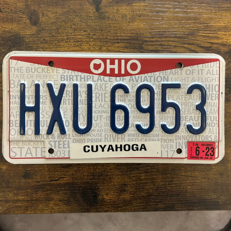 HXU 6953