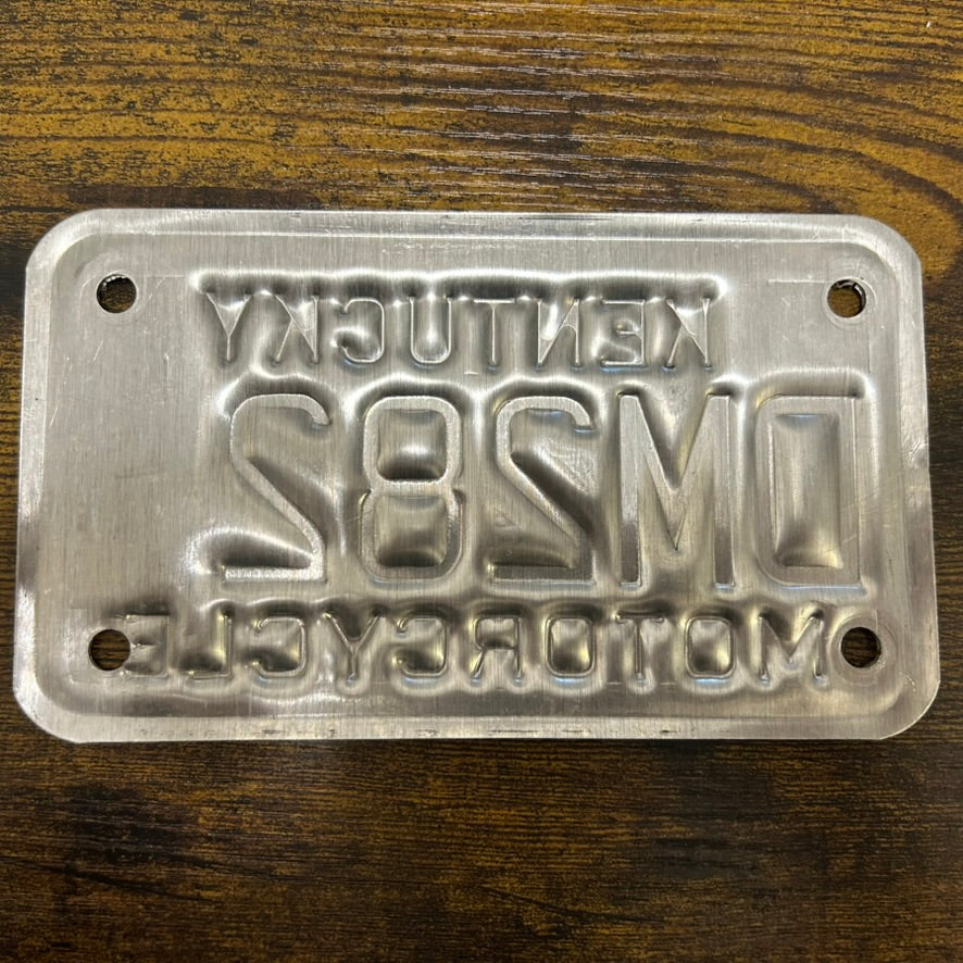 DM282