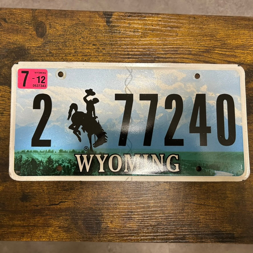 2 77240