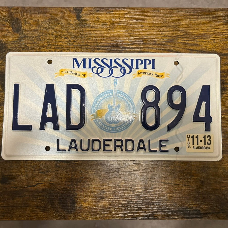 LAD 894