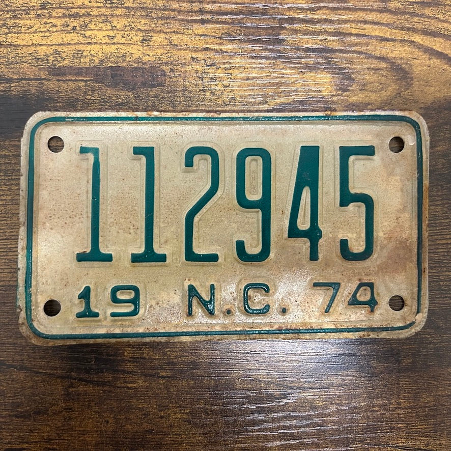 112945