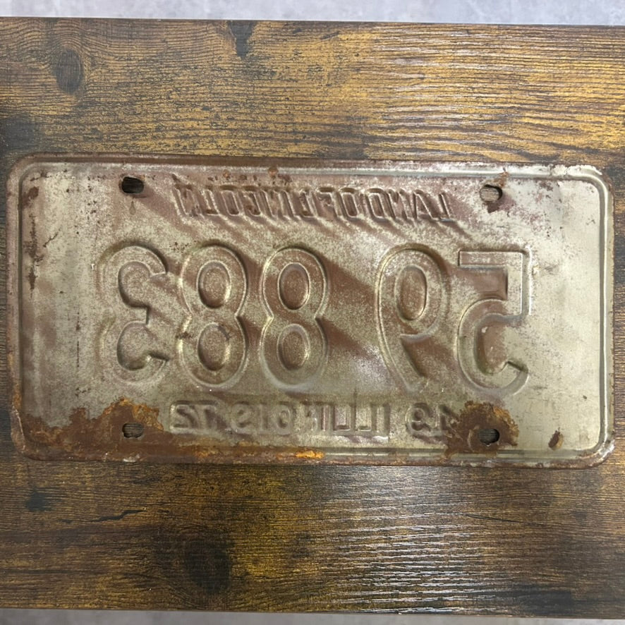 59 883