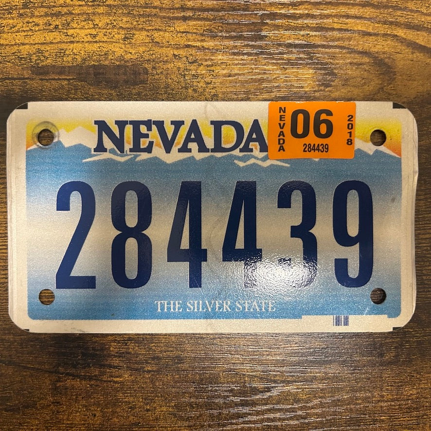 284439