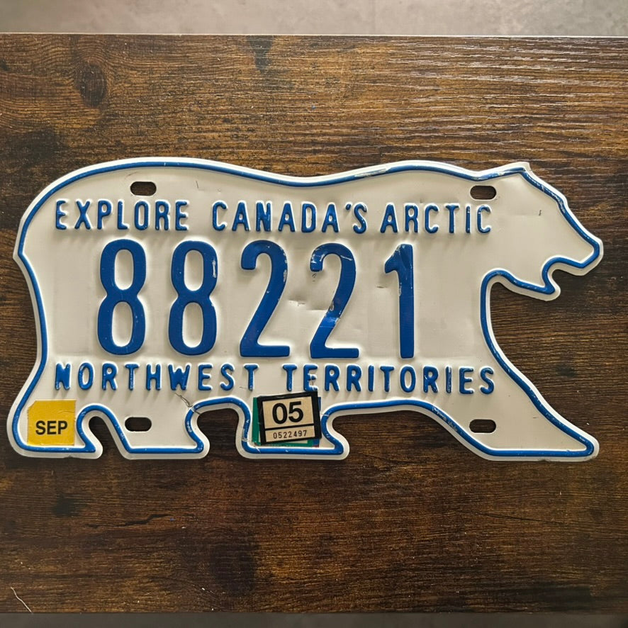 88221