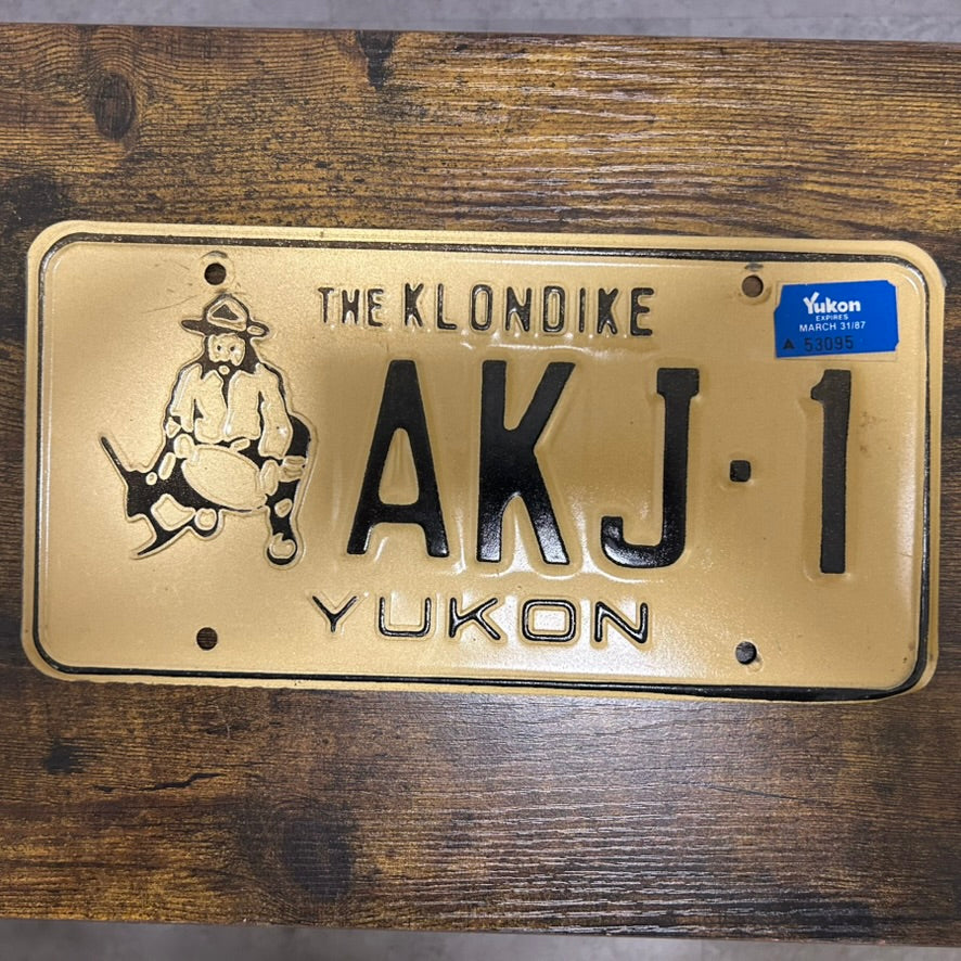 AKJ-1
