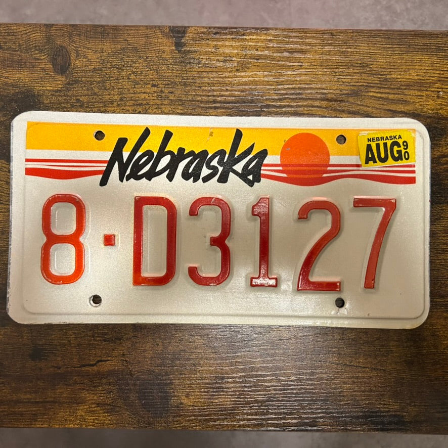 8-D3127