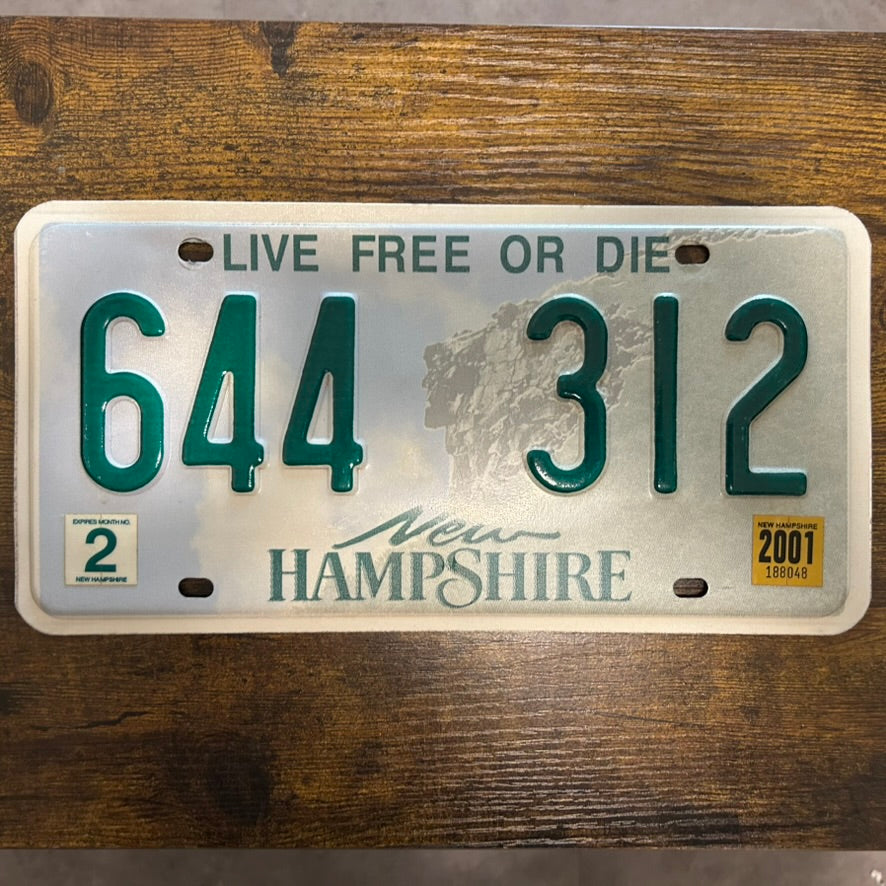 644 312