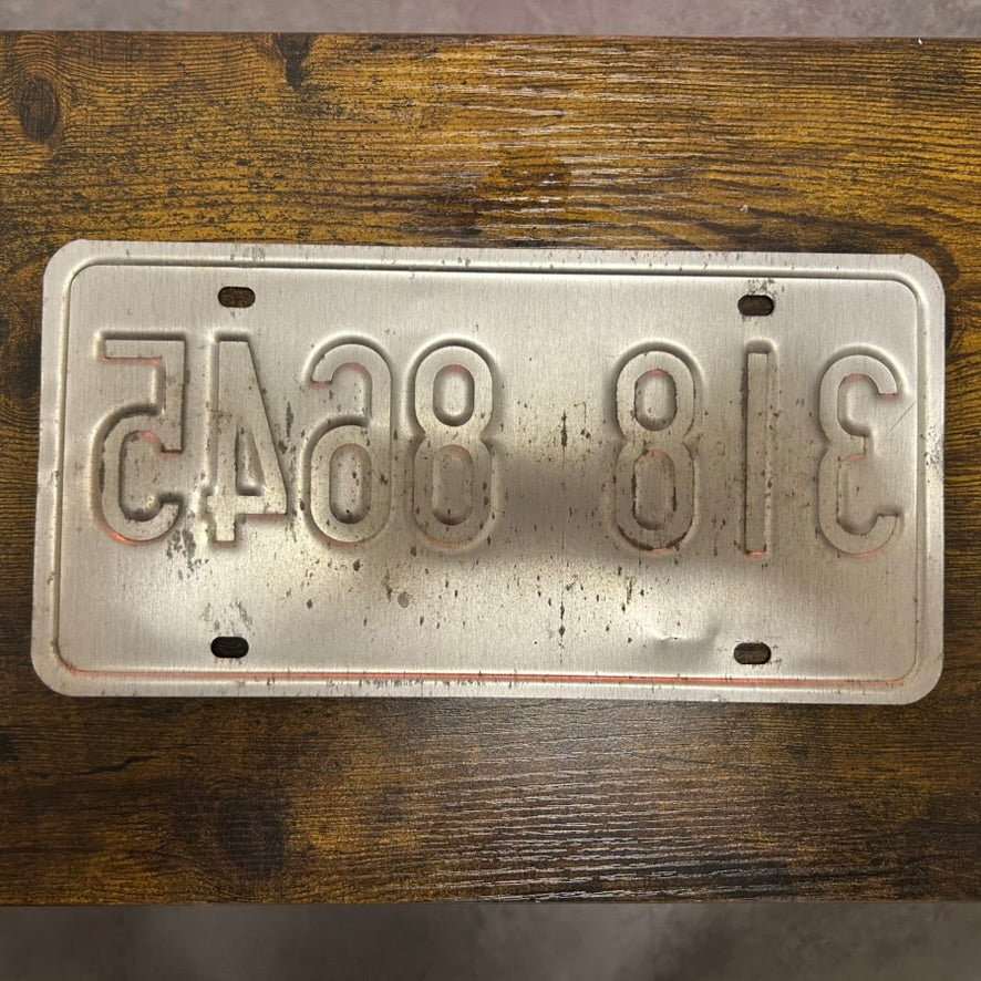 318 8645