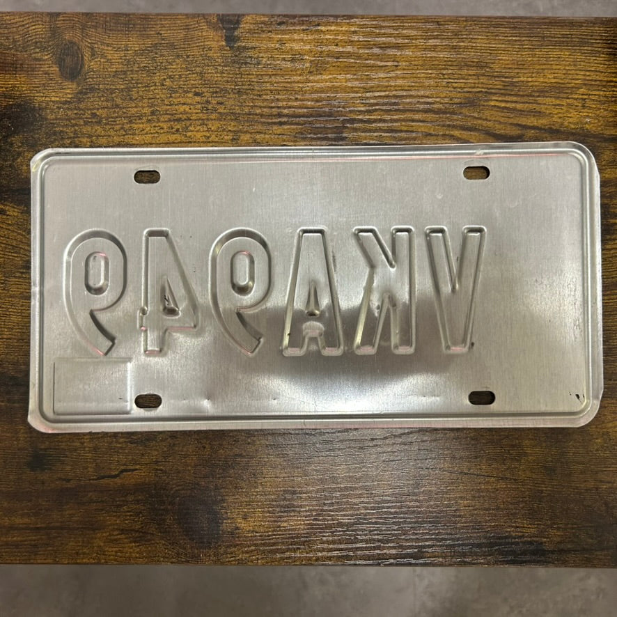 VKA949