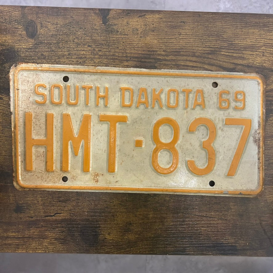 HMT-837