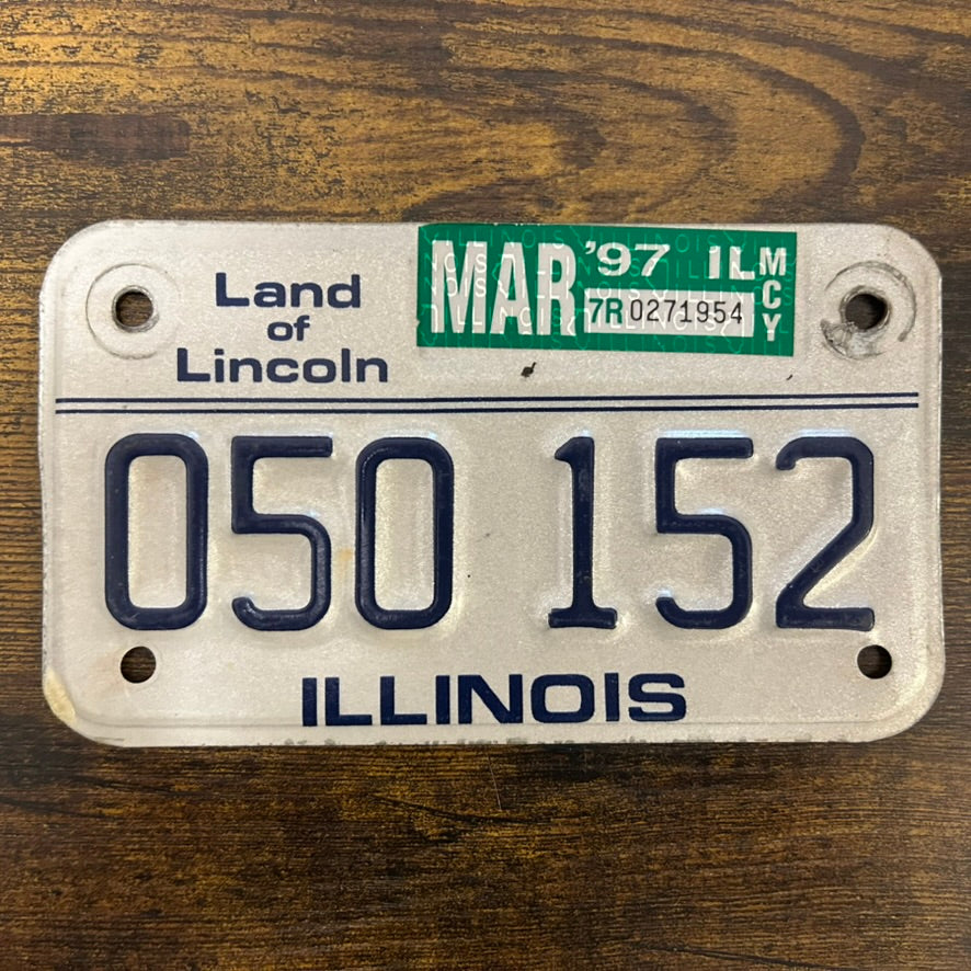 050 152