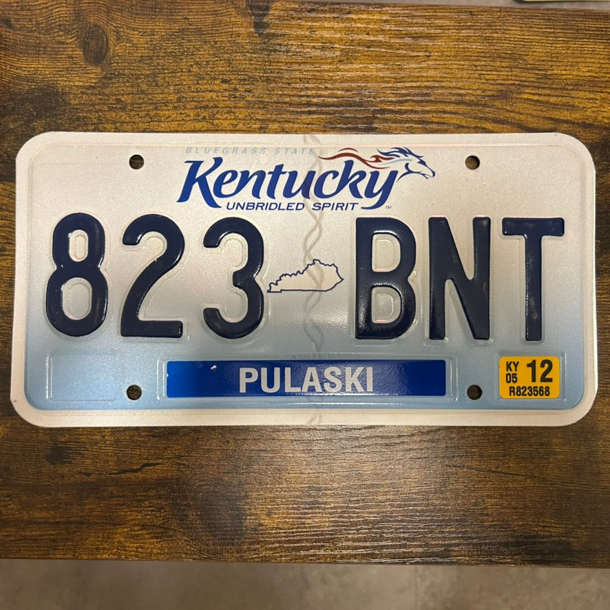 823 BNT