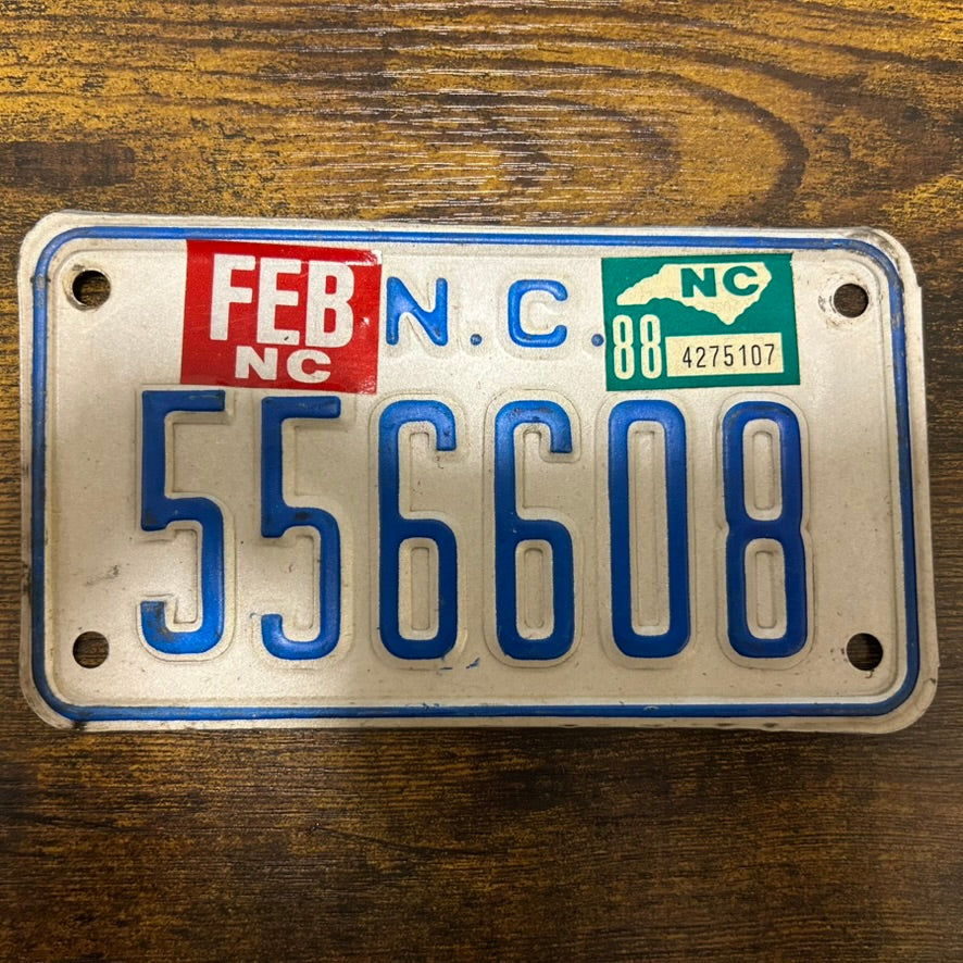 556608