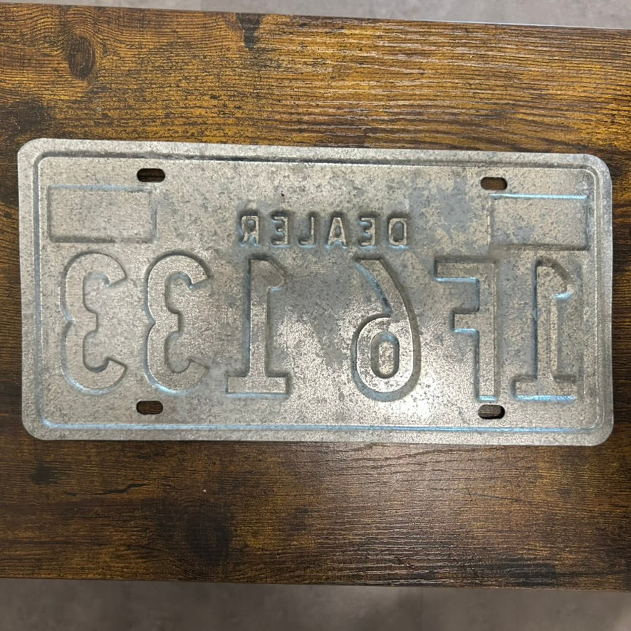 1F6-133