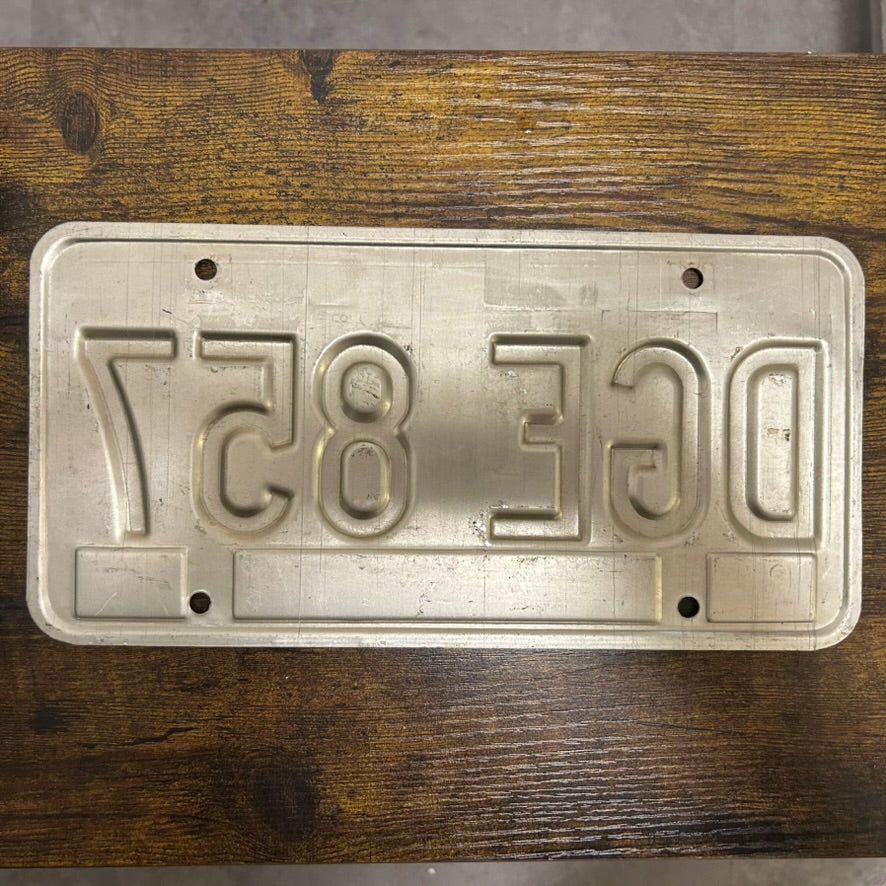 DGE 857
