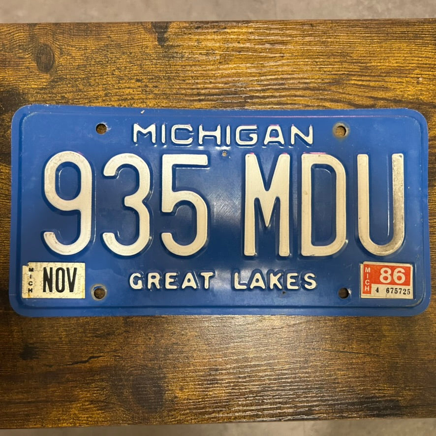 935 MDU