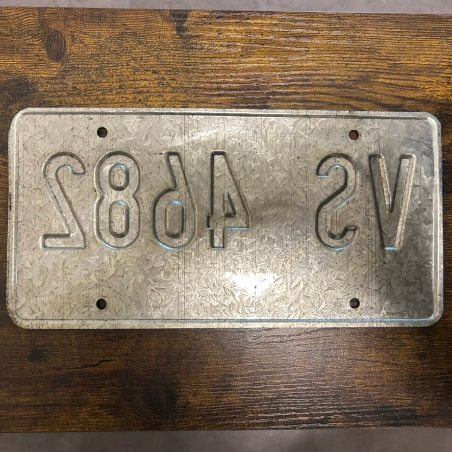 VS-4682