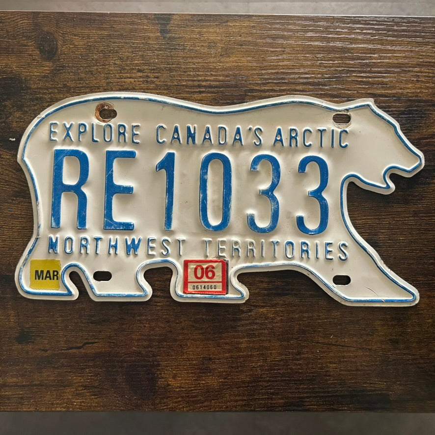 RE1033