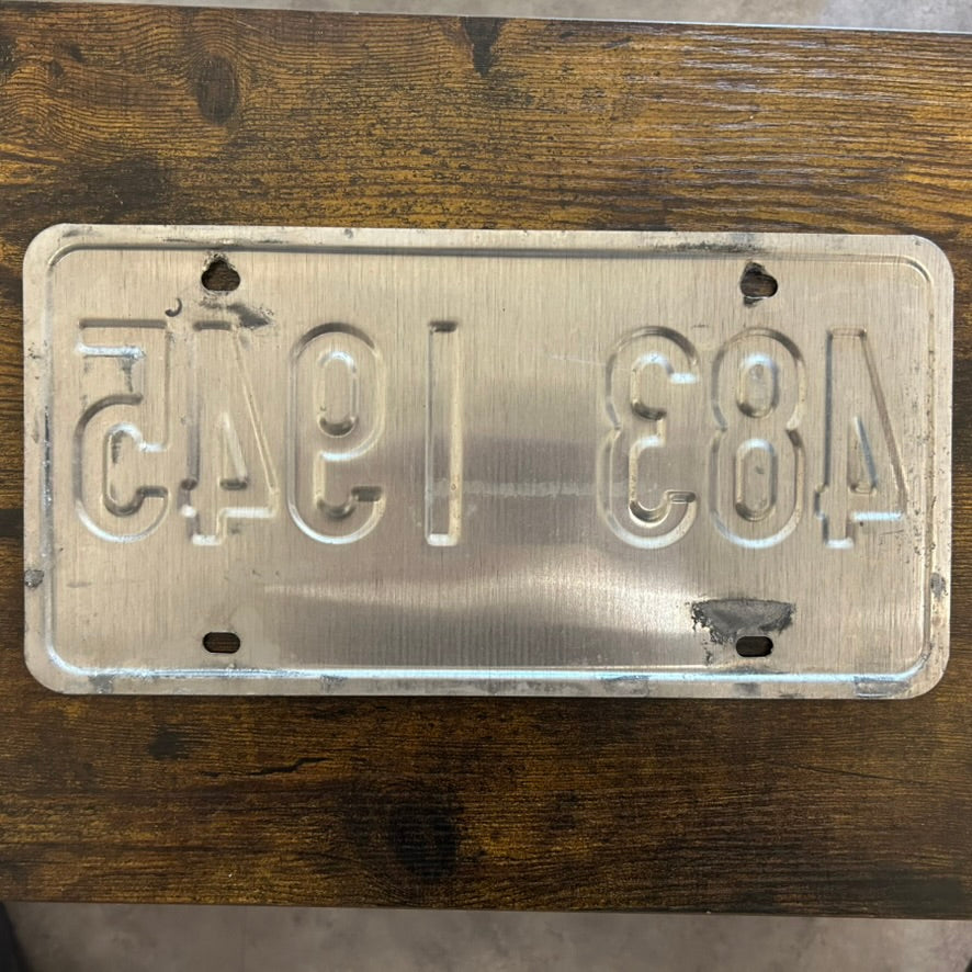 483 1945