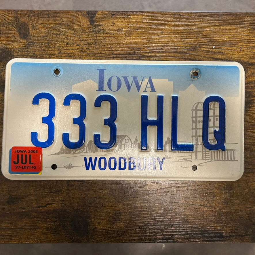 333 HLQ