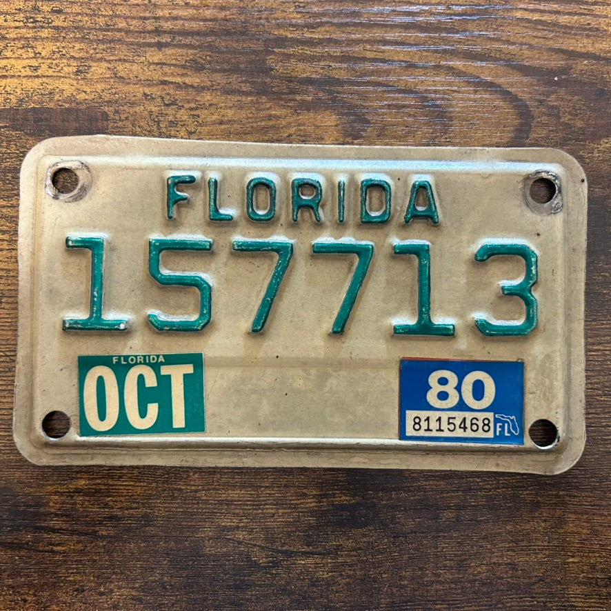 157713
