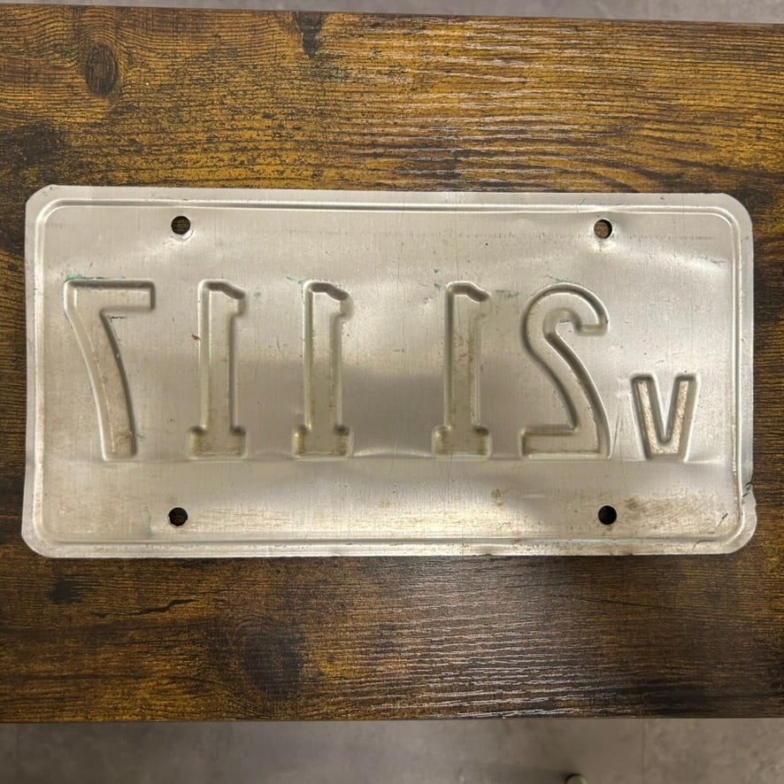 21 117