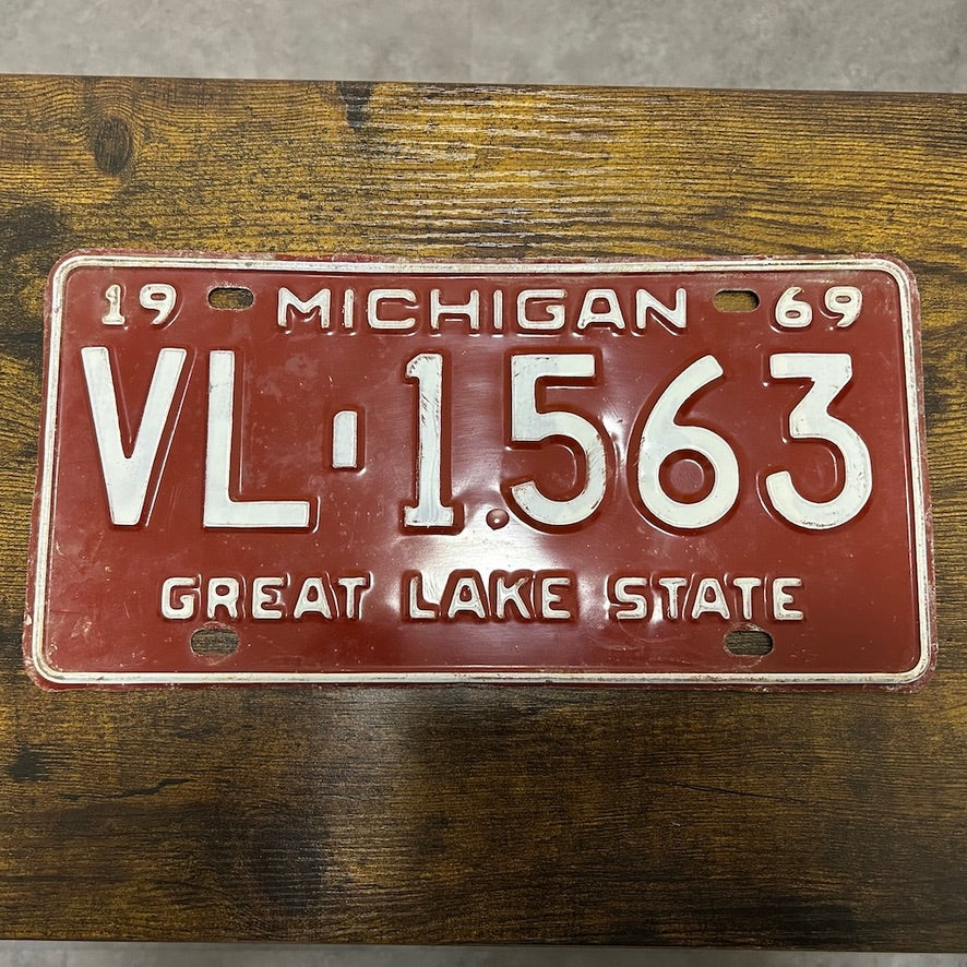 VL 1563